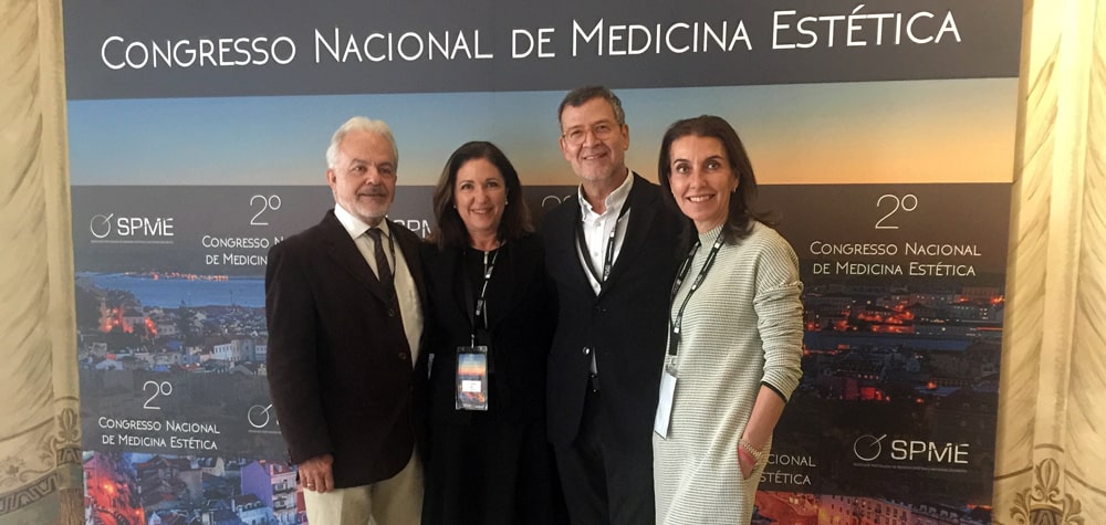 Los doctores Fernando García, Petra Vega, Alberto Morano y Carmen Fernández durante el congreso.
